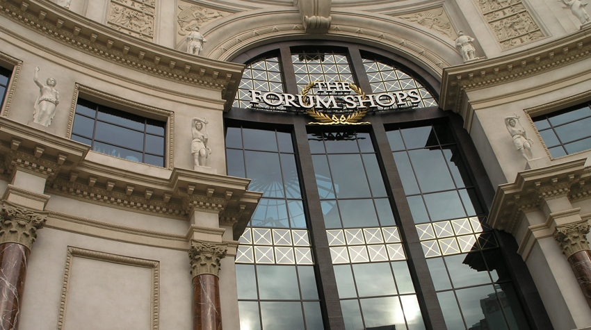 Retail  Louis Vuitton Caesar's Forum Shops