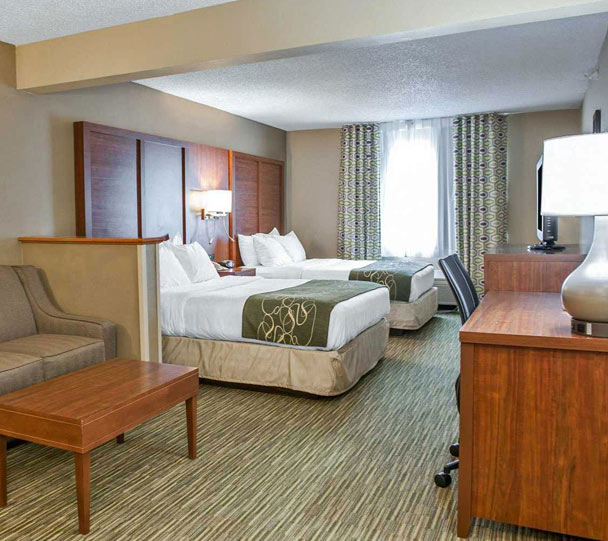 Comfort Suites® North, Elkhart, Indiana, has suites and standard rooms