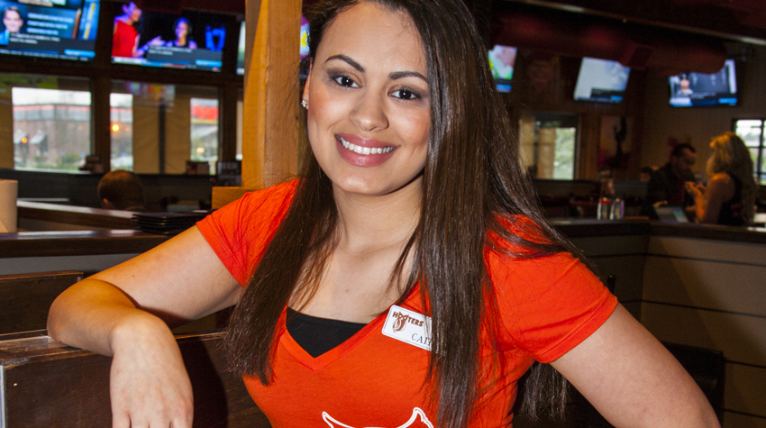 Hooters Mishawaka